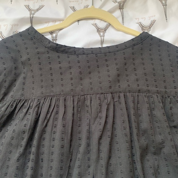 $5 add on‼️Light Button up Blouse - Picture 3 of 3